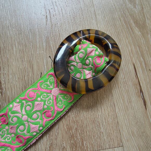 Top It Off Multicolor Reversible Multicolor Jacquard Ribbon Floral Belt One Size - Picture 3 of 6